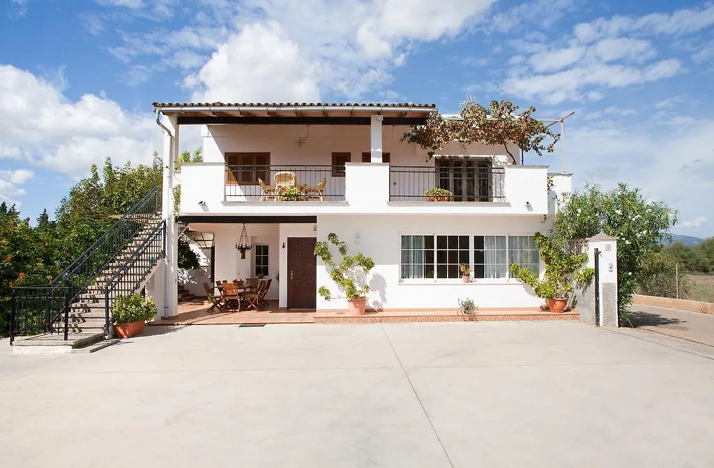 Villa Joana Muro 0*,