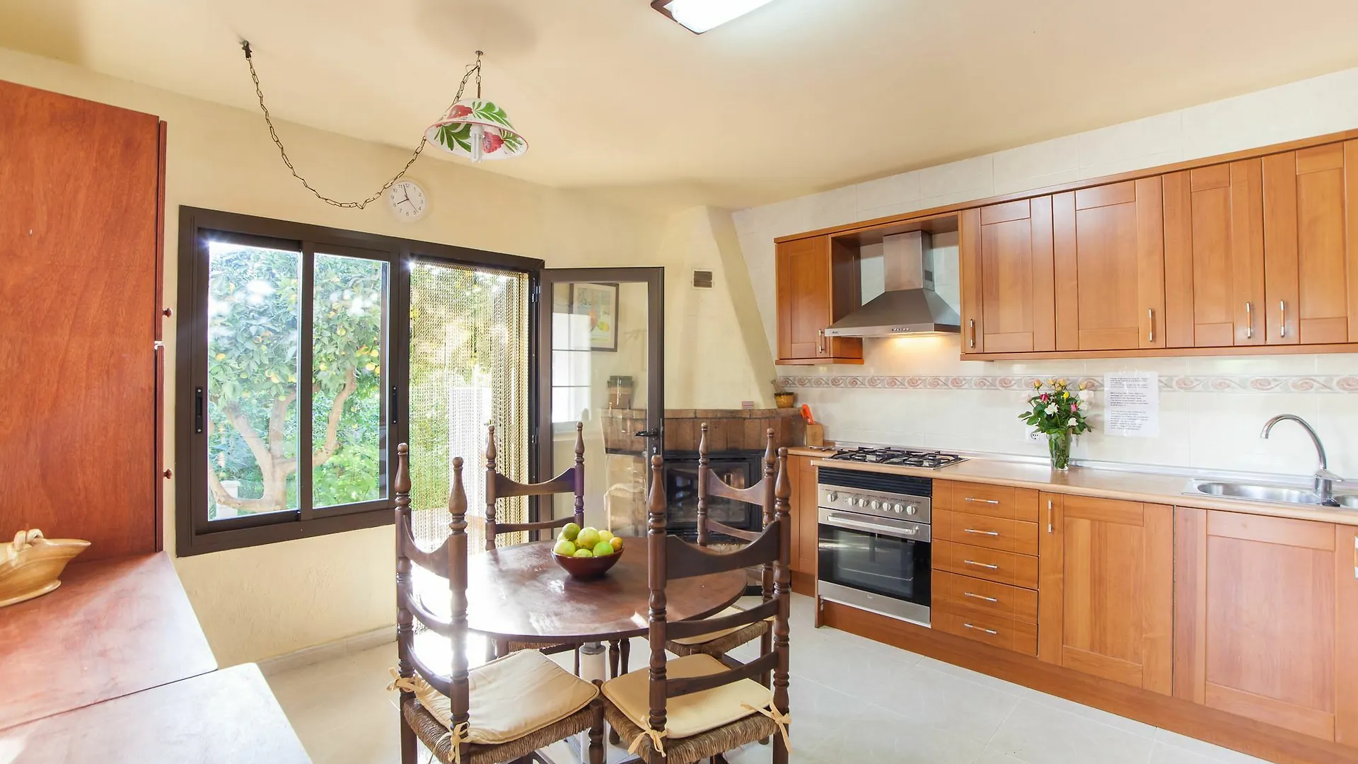 Villa Joana Muro 0*,